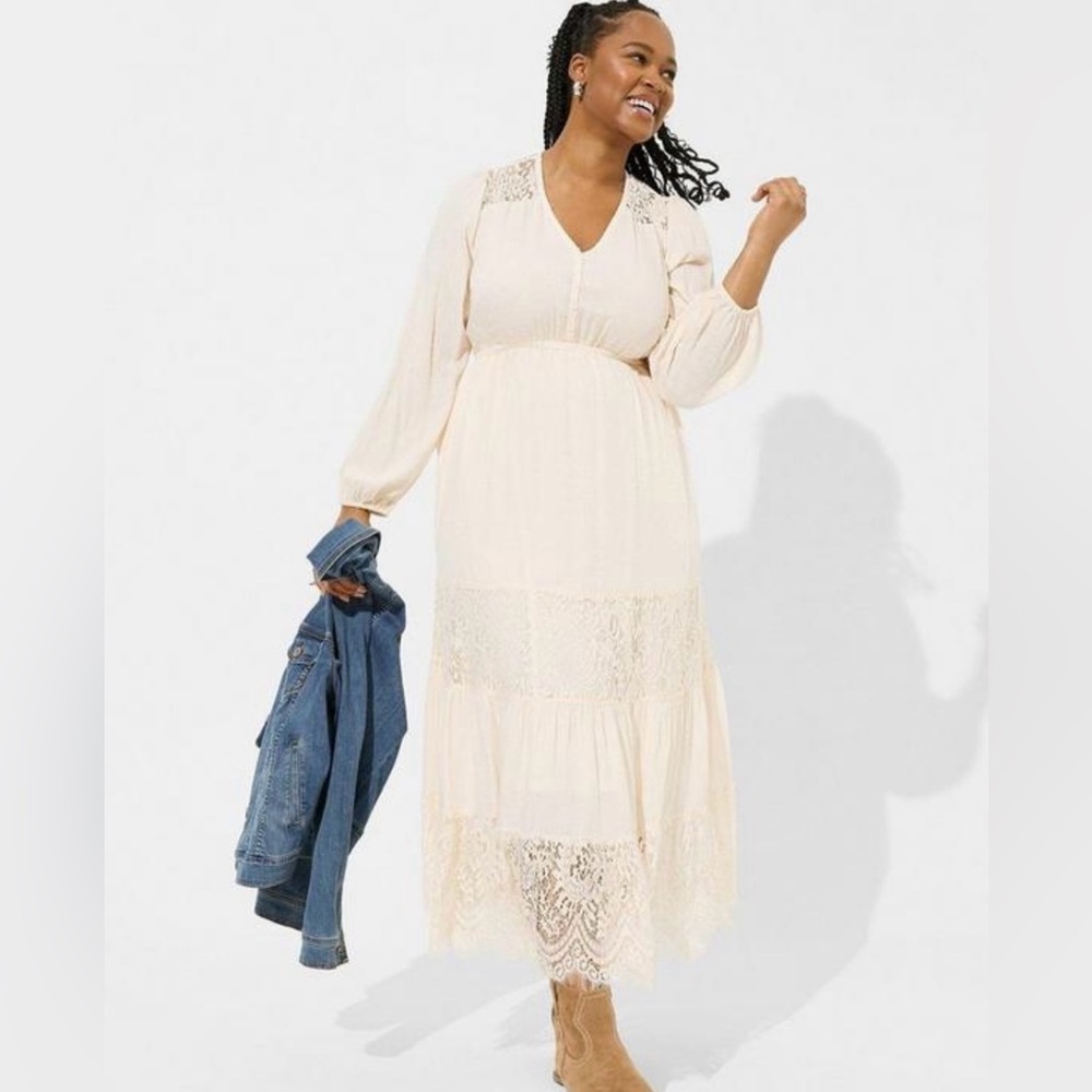 Torrid White Lace Maxi Dress. Swiss Dot Lace Contrast Tiered Dress. Size 3X.